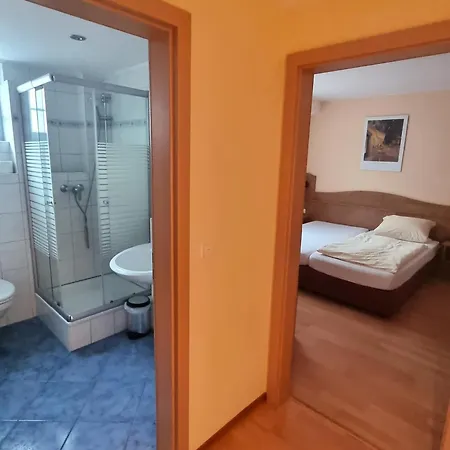 Zur Turmstube ドッセンハイム