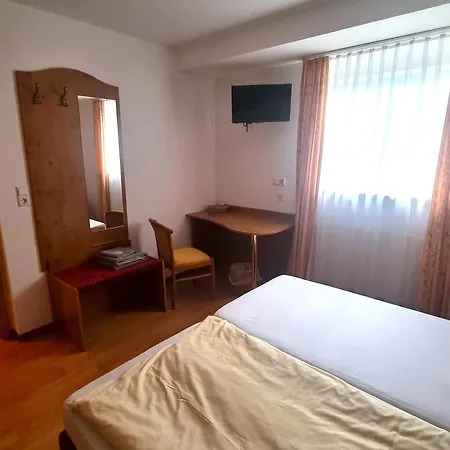 Zur Turmstube Hotel Dossenheim