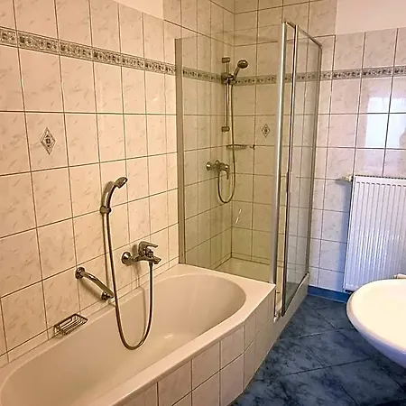 Zur Turmstube Hotel *