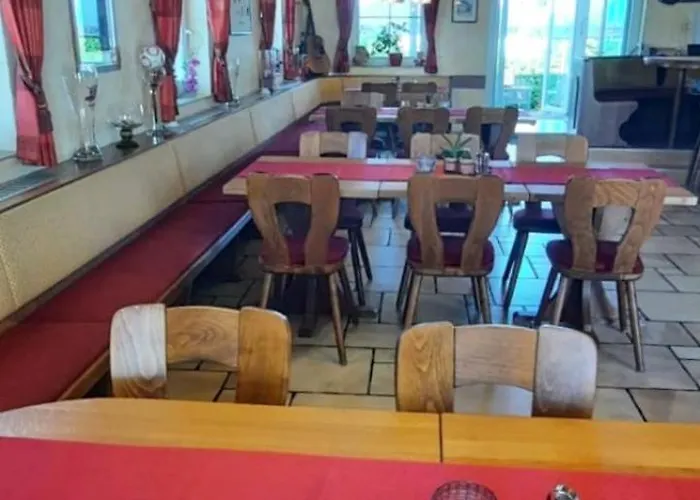 Zur Turmstube Hotel *