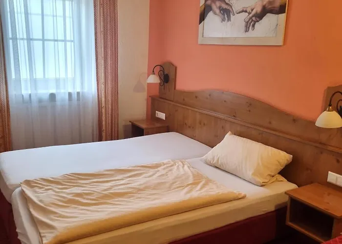 Zur Turmstube Hotel Dossenheim