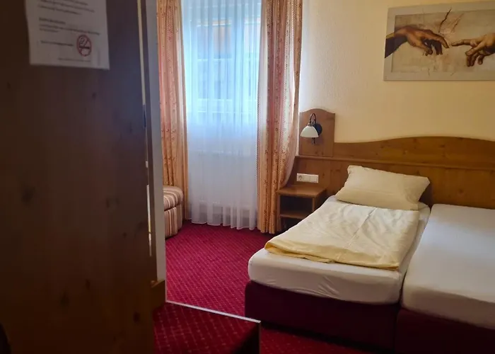 Hotel Zur Turmstube Dossenheim